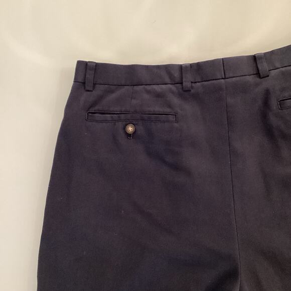 Men’s Cutter & Buck Navy Men’s Shorts, Size 38. Preloved in Excellent Condition! - Picture 5 of 5